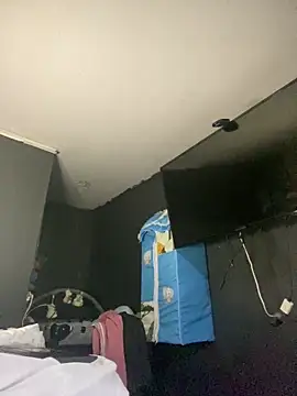 luna asss online show from February 6, 2026, 6:33 pm