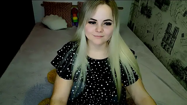 lovely-eyes online show from May 6, 2026, 8:03 pm