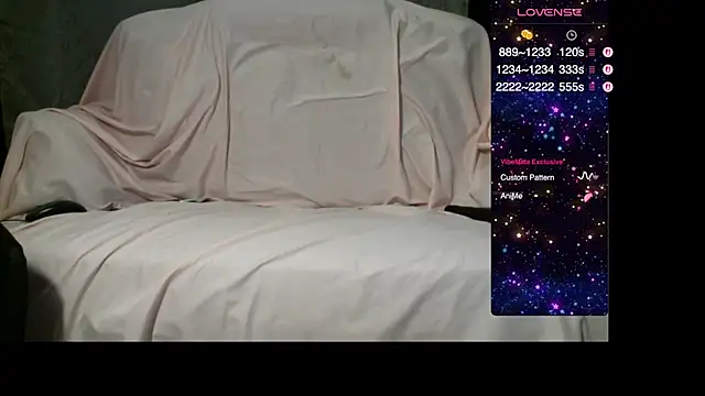 CreamySweet online show from April 23, 2026, 3:36 pm