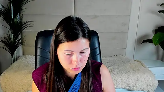 Dana  dom online show from November 10, 2025, 1:15 am