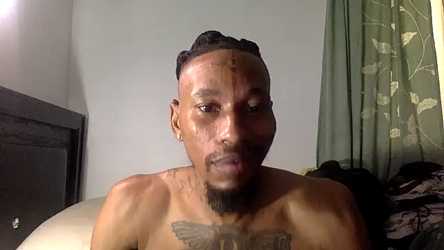 KingDerRico online show from November 18, 2025, 2:10 pm