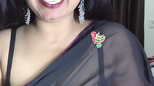 Gulaboo bhabi online show from February 6, 2025, 1:16 am