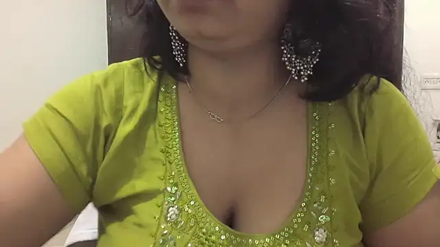 Gulaboo bhabi online show from March 15, 2025, 10:00 pm