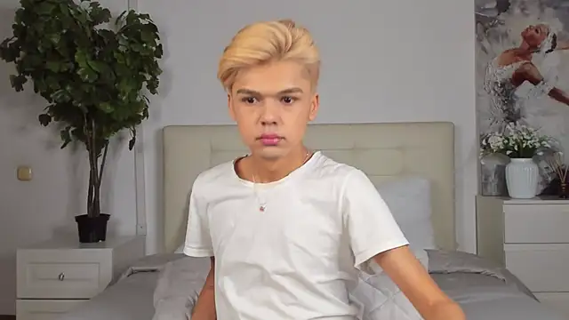 Felix Rey online show from February 8, 2025, 6:55 pm