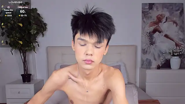 Felix Rey online show from March 4, 2026, 2:12 pm