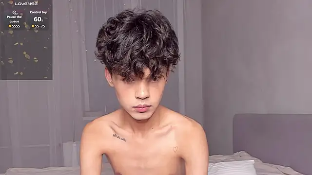 Felix Rey online show from July 18, 2026, 9:29 pm