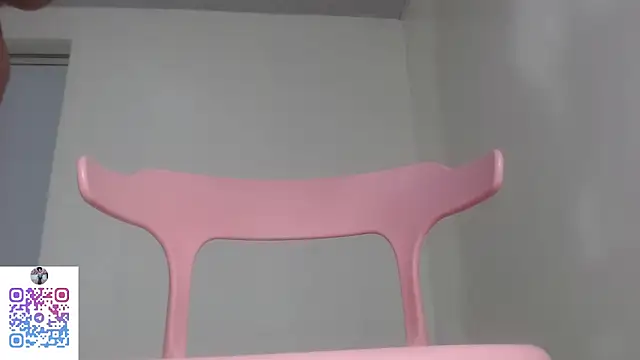 Kitty Mifl online show from February 1, 2026, 10:58 am