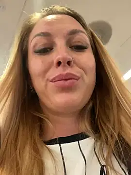Sweet   Emily online show from March 17, 2025, 2:23 pm