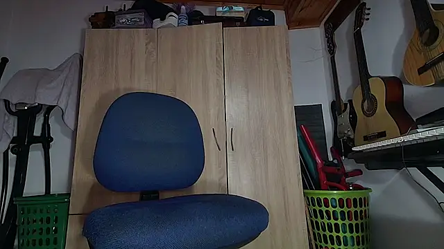 Snapshot of RustyGray chatting on September 15, 2025, 2:06 pm RustyGray online show from September 15, 2025, 2:06 pm