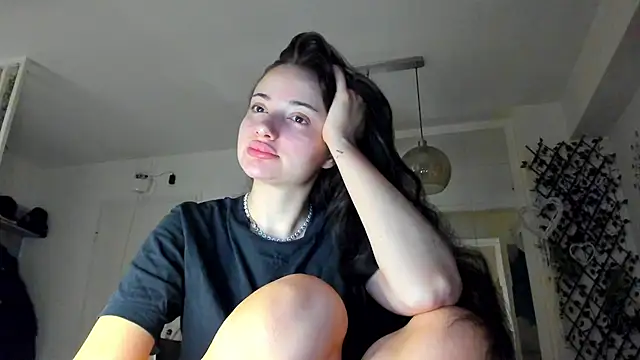 Snapshot of IreneVON chatting on February 21, 2026, 3:40 am IreneVON online show from February 21, 2026, 3:40 am