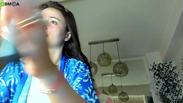Snapshot of IreneVON chatting on March 30, 2026, 3:18 am IreneVON online show from March 30, 2026, 3:18 am