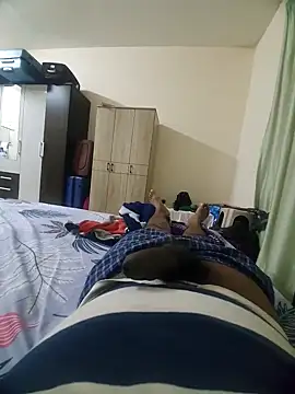 Snapshot of sexymallusexymale chatting on February 26, 2025, 2:37 am sexymallusexymale online show from February 26, 2025, 2:37 am