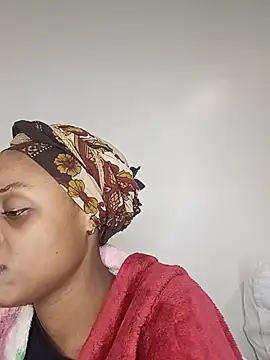 Snapshot of Queen-Chocolate chatting on June 22, 2026, 1:18 am Queen-Chocolate online show from June 22, 2026, 1:18 am
