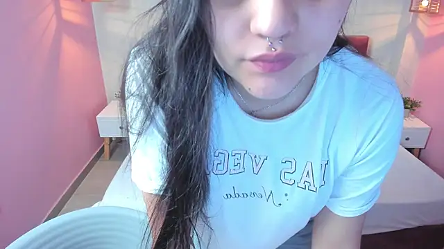 Lili Monroy online show from February 18, 2025, 12:49 pm