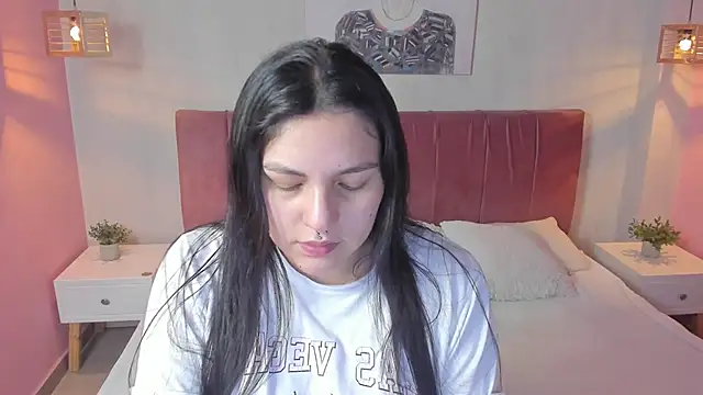 Lili Monroy online show from March 21, 2025, 11:55 am