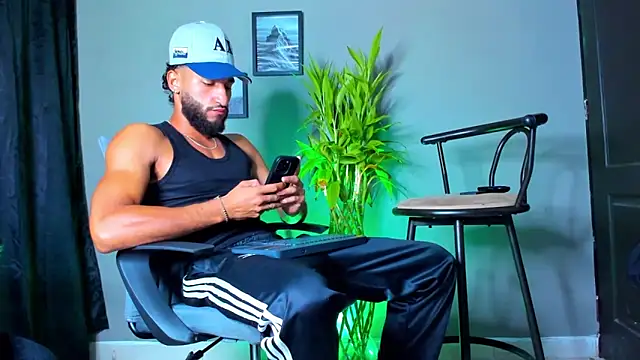 Damian 022 online show from November 11, 2025, 11:32 am