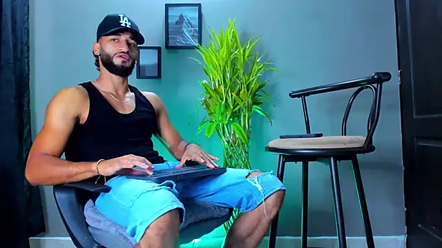 Damian 022 online show from February 7, 2026, 2:21 pm