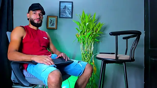 Damian 022 online show from July 30, 2026, 10:47 am