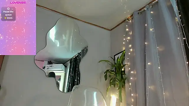 angeli sexi online show from November 14, 2025, 11:02 pm