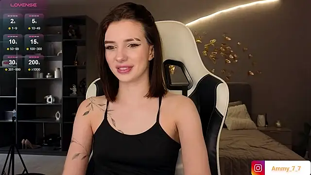 Snapshot of ammy_cummy chatting on October 12, 2025, 10:03 am ammy cummy online show from October 12, 2025, 10:03 am