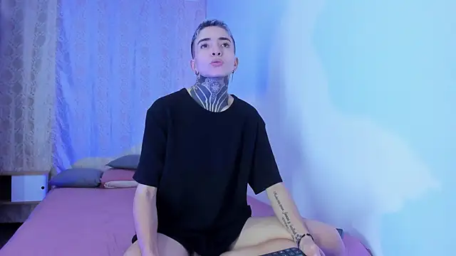 Tinny and Candy online show from January 6, 2026, 12:03 am