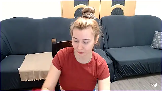 VioletaFlower7 online show from January 12, 2025, 10:34 am