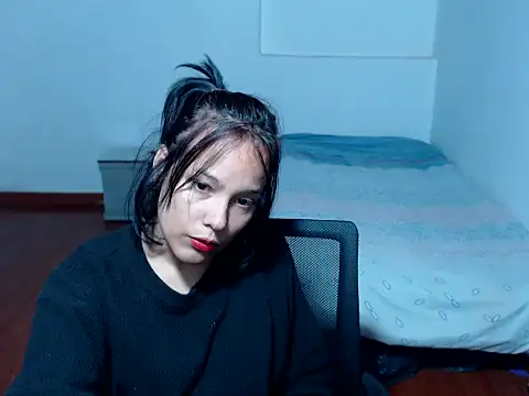 home vlak online show from November 14, 2025, 9:24 pm