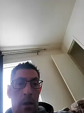 fred134969 online show from March 9, 2025, 9:46 pm