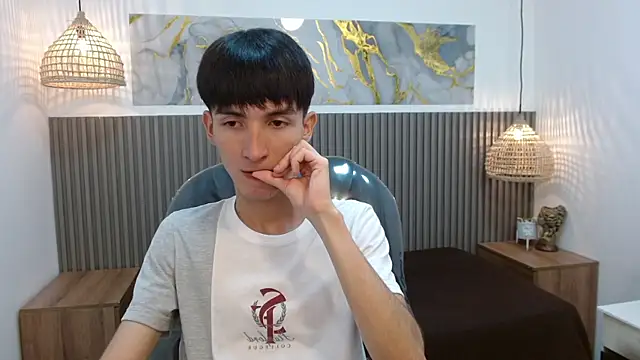 Jake evans online show from October 31, 2025, 1:01 pm