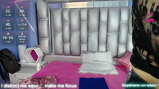 Snapshot of sophia_ny chatting on October 7, 2025, 1:52 pm sophia ny online show from October 7, 2025, 1:52 pm