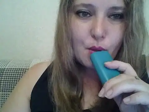 Snapshot of ParisMimi chatting on September 24, 2025, 7:12 am ParisMimi online show from September 24, 2025, 7:12 am