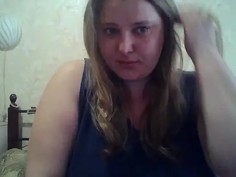 ParisMimi online show from April 28, 2026, 9:03 am
