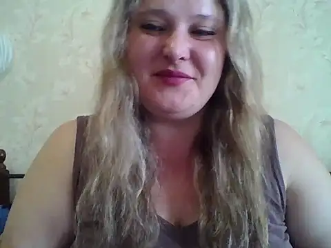 Snapshot of ParisMimi chatting on May 16, 2026, 6:21 am ParisMimi online show from May 16, 2026, 6:21 am