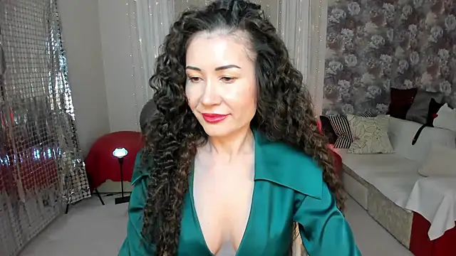 Snapshot of KarinaSweeety chatting on February 17, 2026, 10:12 am KarinaSweeety online show from February 17, 2026, 10:12 am