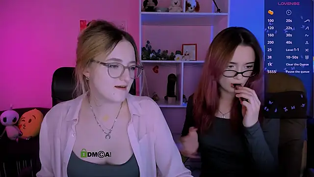 liana kisses online show from September 24, 2025, 12:52 pm