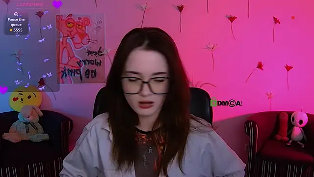 liana kisses online show from May 5, 2026, 7:00 pm