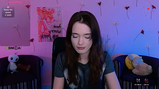 liana kisses online show from May 25, 2026, 7:09 pm