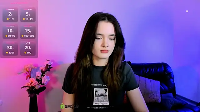 liana kisses online show from June 11, 2026, 7:01 pm