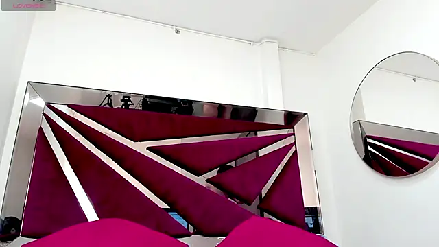 Snapshot of BarbaraKnox_ chatting on June 11, 2026, 6:17 pm BarbaraKnox online show from June 11, 2026, 6:17 pm