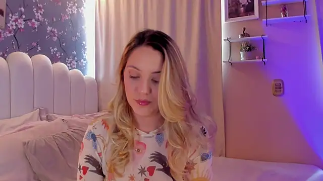 Snapshot of martinaaricci chatting on April 29, 2026, 6:14 pm martinaaricci online show from April 29, 2026, 6:14 pm