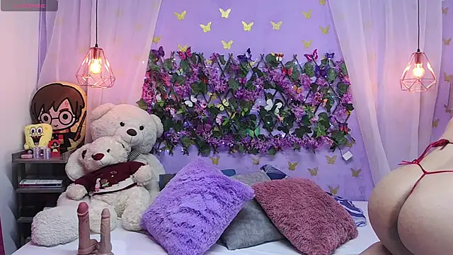 Snapshot of bigboobsrose1 chatting on January 22, 2025, 7:03 am bigboobsrose1 online show from January 22, 2025, 7:03 am