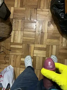 Snapshot of Ariel_Ari chatting on February 14, 2026, 12:18 am Ariel Ari online show from February 14, 2026, 12:18 am