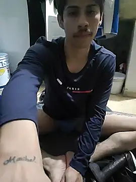 culitotragon24 online show from November 26, 2025, 8:59 am