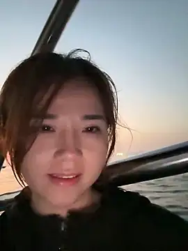 Efangfang online show from December 11, 2024, 10:03 am