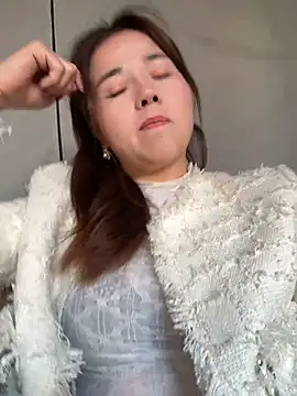 Efangfang online show from December 13, 2024, 8:41 am