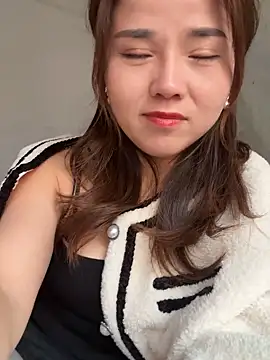 Efangfang online show from December 16, 2024, 8:52 am
