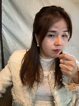 Efangfang online show from December 18, 2024, 12:29 pm