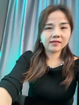 Efangfang online show from December 21, 2024, 8:18 am