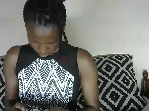 Pretty-emmie online show from January 31, 2025, 9:59 am