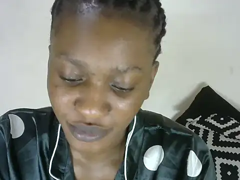 Pretty-emmie online show from March 8, 2025, 12:11 am